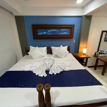 Rush City Hotel แคนดี้ ภายนอก รูปภาพ